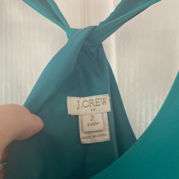 Like new JCrew dress, in petite size 2. Pretty details to back, zips in side. - Picture 3 of 9